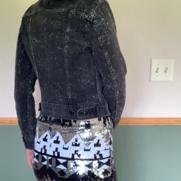 Levi’s jean jacket woman’s black speckled jean jacket - Picture 15 of 15